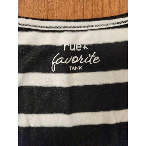 Rue + favorite 2X black and white striped tank - Picture 2 of 4